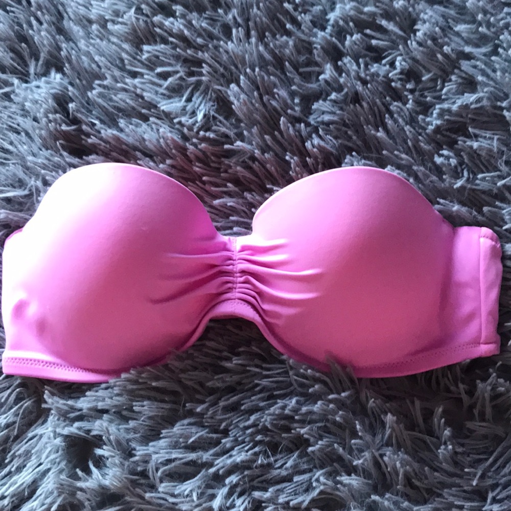 Victoria’s Secret strapless bikini top